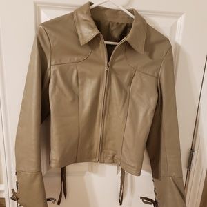 Cropped leather jacket